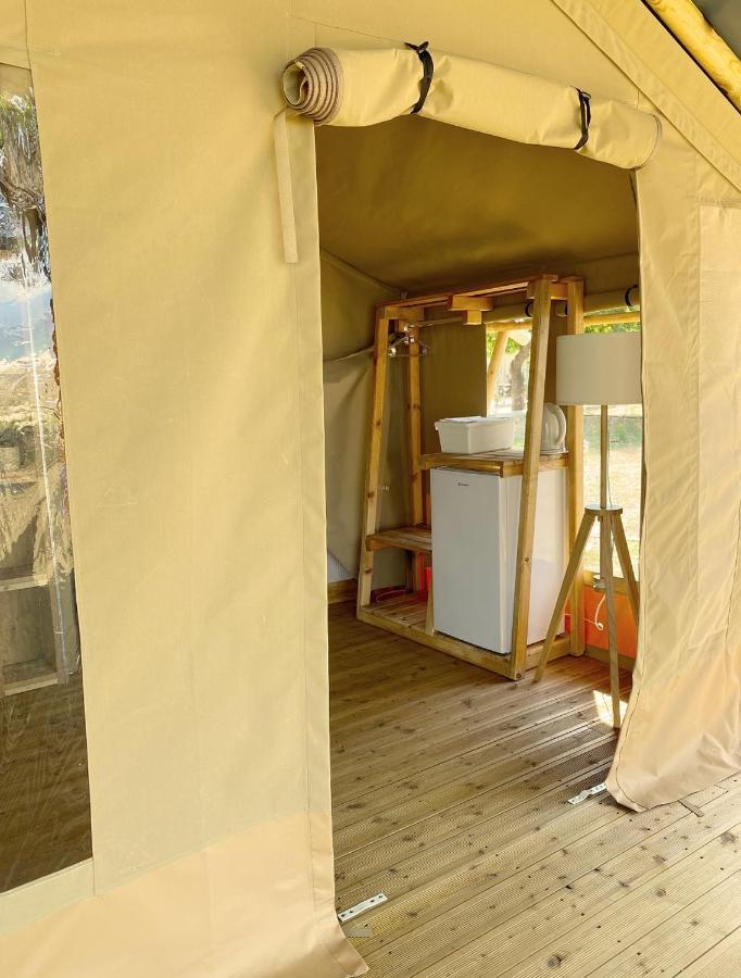 Mareleon Camping Ofrínion Eksteriør bilde